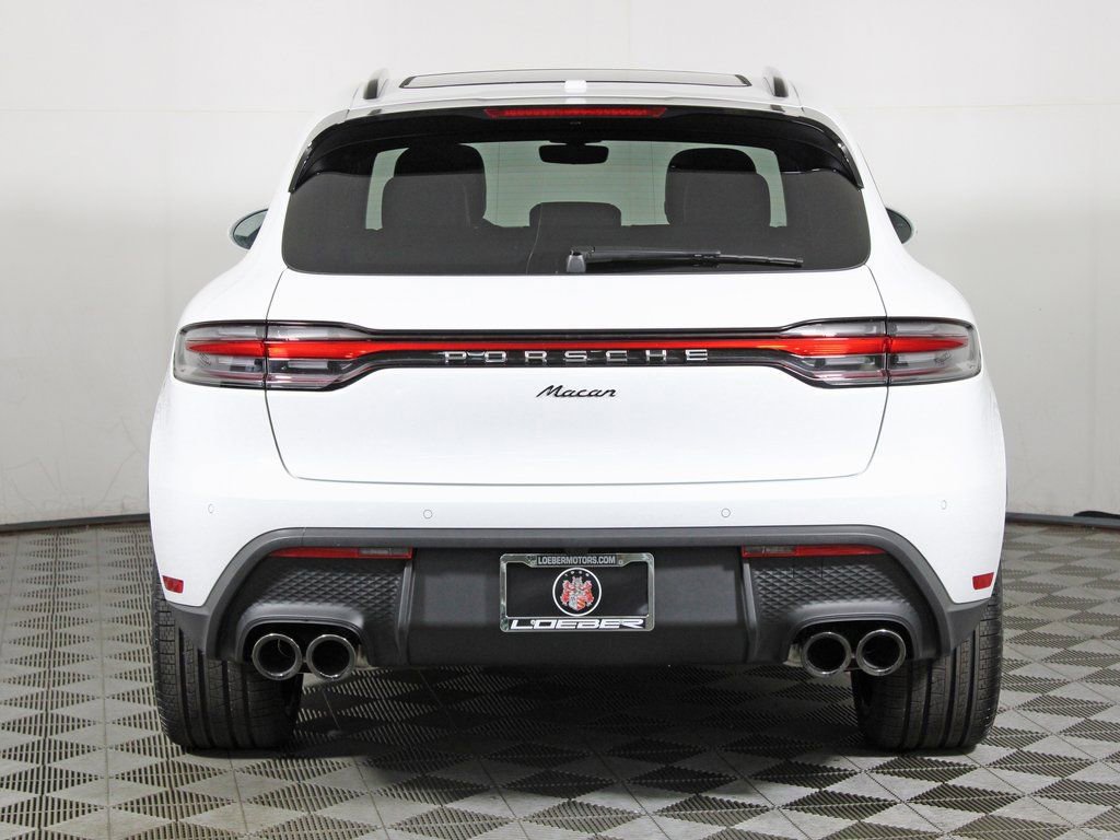 Certified 2026 Porsche Macan AWD/4WD image 6