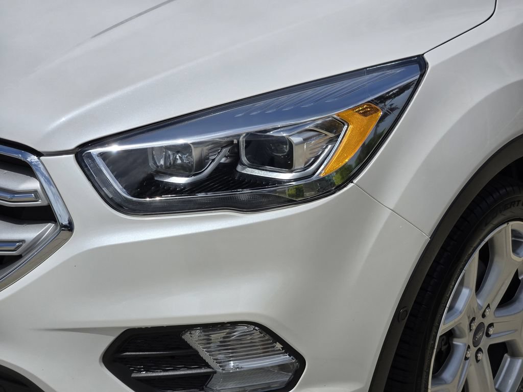 Used 2019 Ford Escape Titanium w/ U9j03 - Titanium Tow Package AWD/4WD image 6