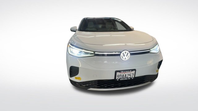 Certified 2022 Volkswagen ID.4 Pro S w/ Gradient Package AWD/4WD image 3