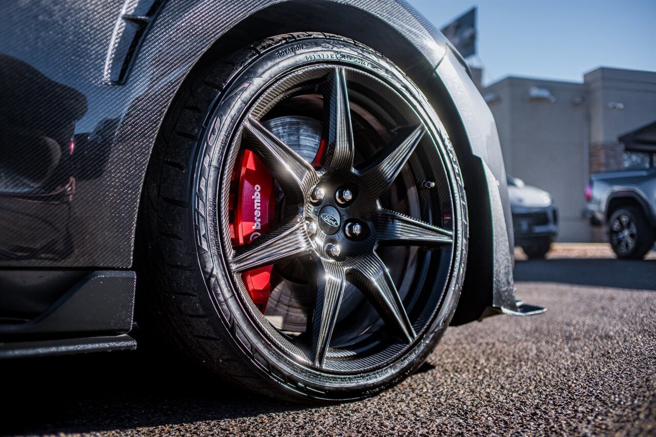 Used 2022 Ford Mustang Shelby GT500 w/ Carbon Fiber Track Pack image 33