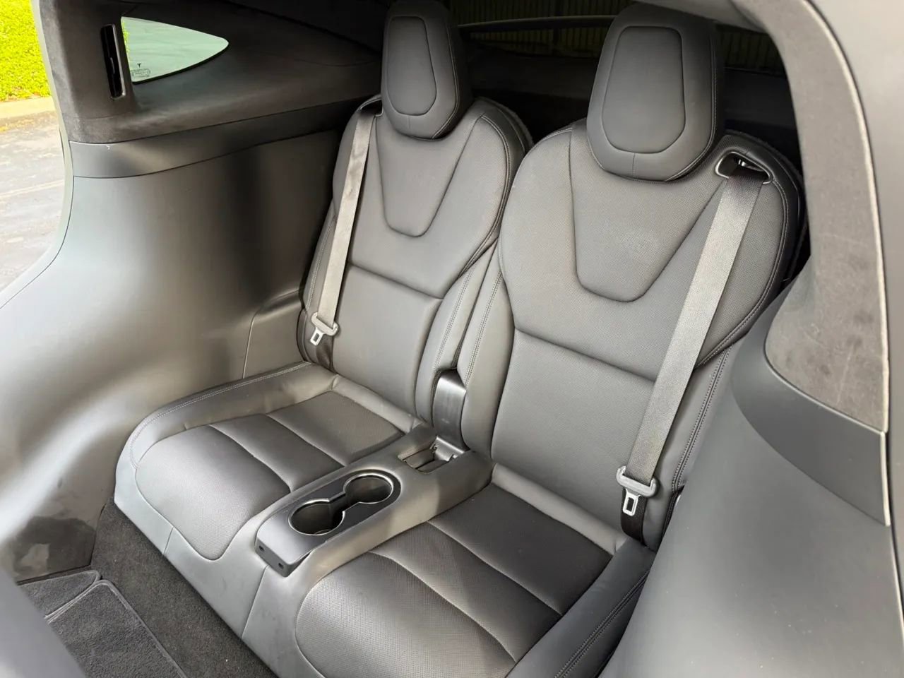 Used 2022 Tesla Model X Plaid image 18