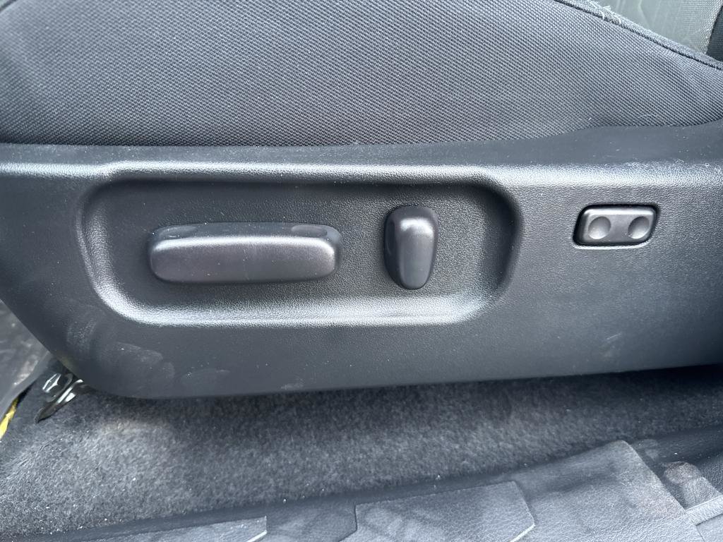 Used 2022 Toyota Tacoma TRD Off-Road image 17