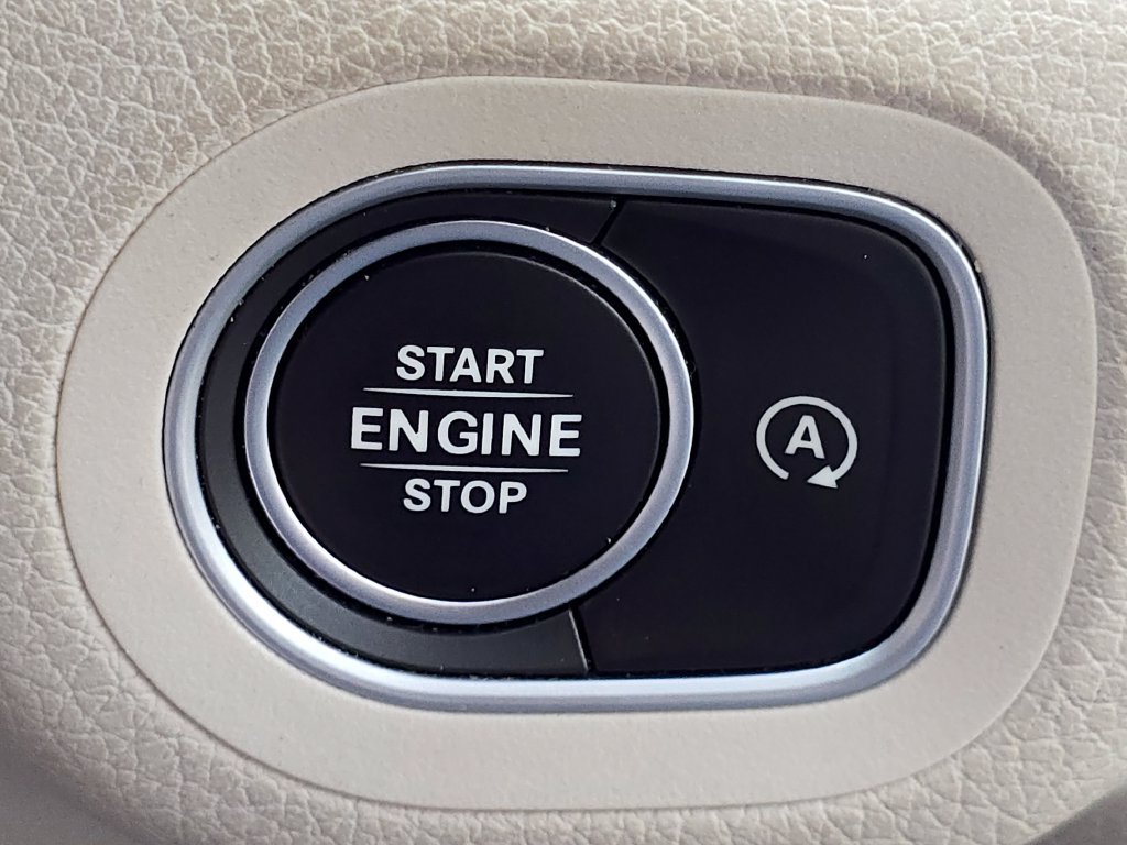 Used 2024 Mercedes-Benz GLE 350 4MATIC image 37