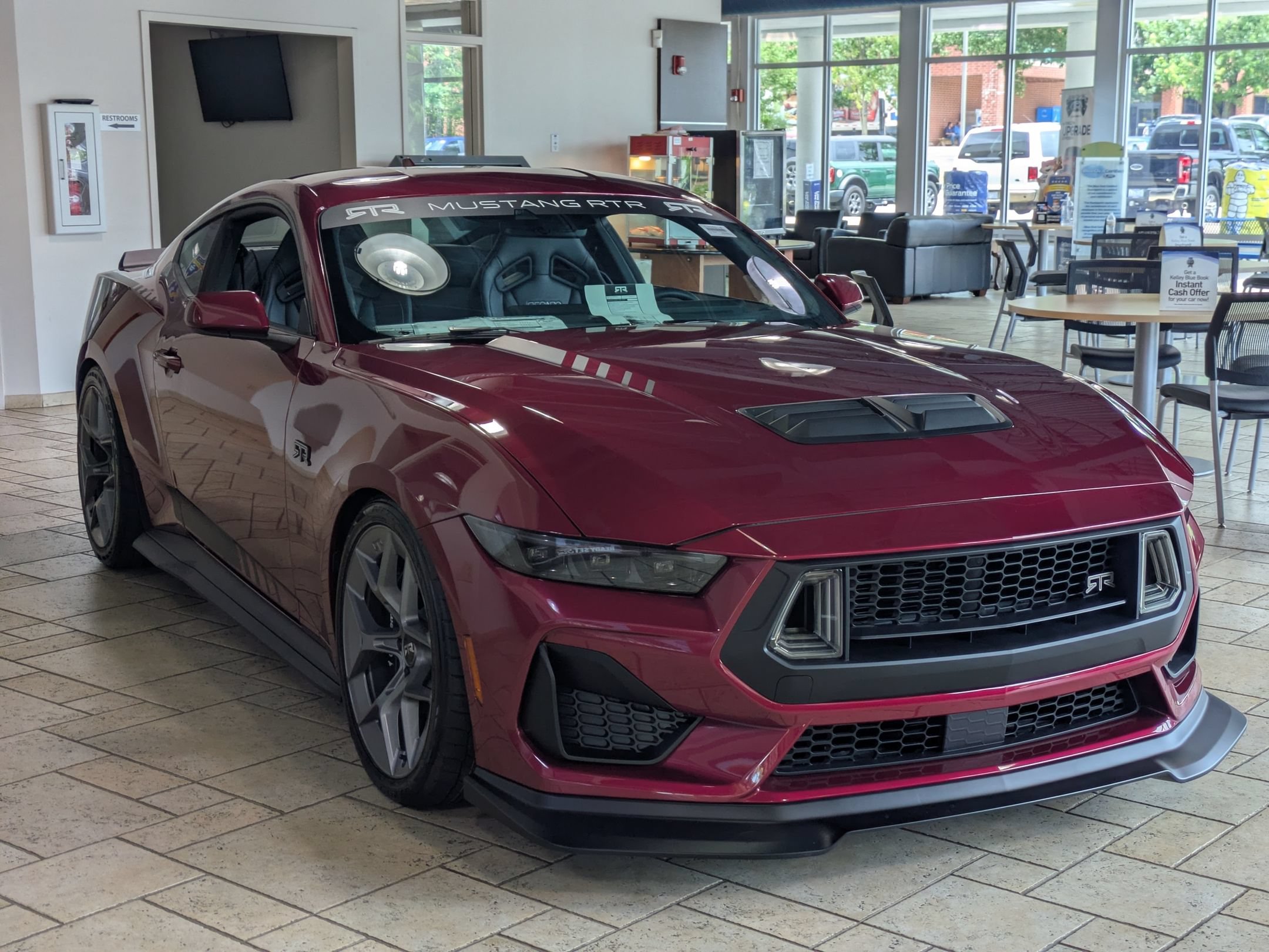 New 2026 Ford Mustang GT Premium w/ GT Performance Package RWD image 2