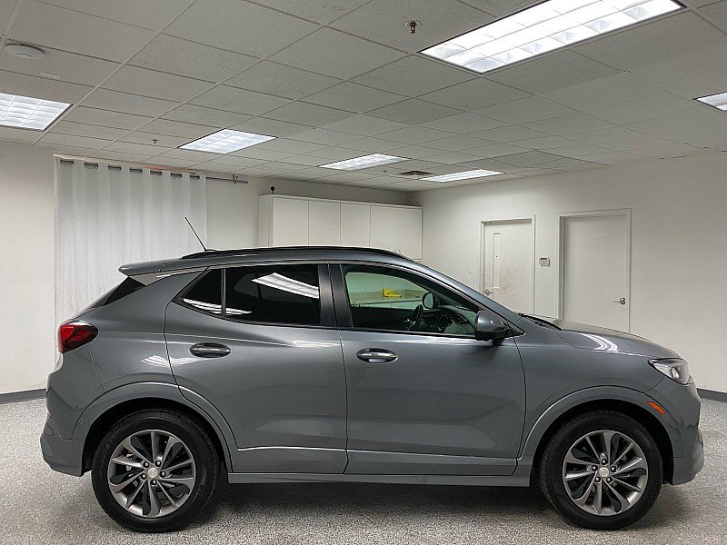 Used 2021 Buick Encore GX Essence w/ Advanced Technology Package image 4