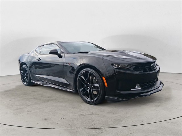 Used 2024 Chevrolet Camaro LT w/ RS Package image 7
