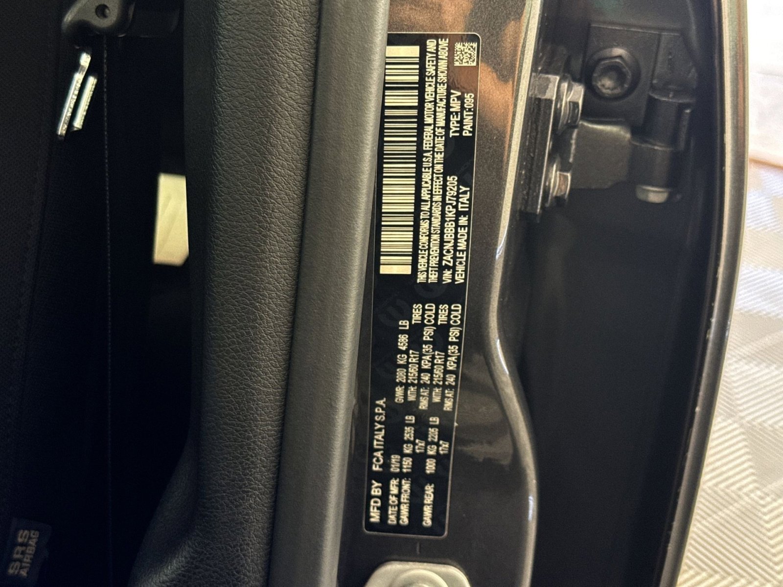 Used 2019 Jeep Renegade Latitude w/ UConnect 8.4 Nav Group AWD/4WD image 29