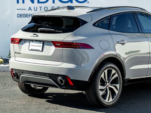 Used 2022 Jaguar E-PACE SE image 7
