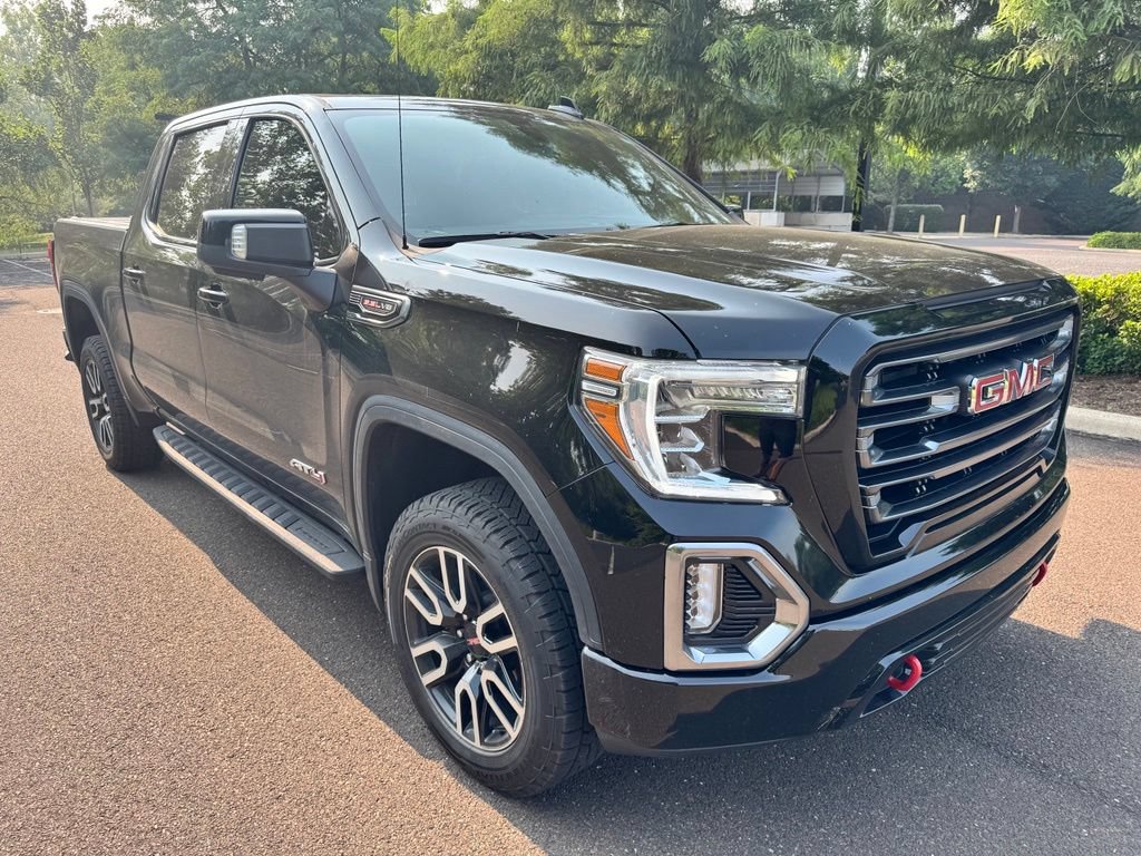 Used 2022 GMC Sierra 1500 AT4 w/ AT4 Preferred Package AWD/4WD image 3