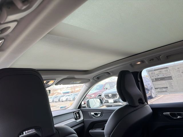 New 2025 Volvo XC60 T8 Plus w/ Protection Package Premier AWD/4WD image 9