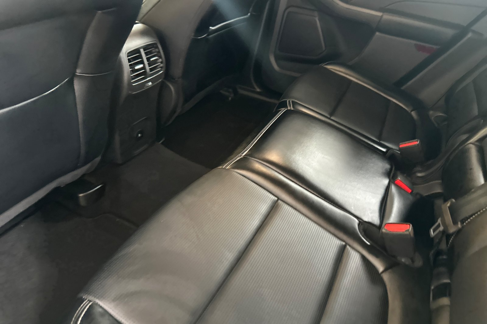 Used 2024 Ford Escape Platinum AWD/4WD image 12