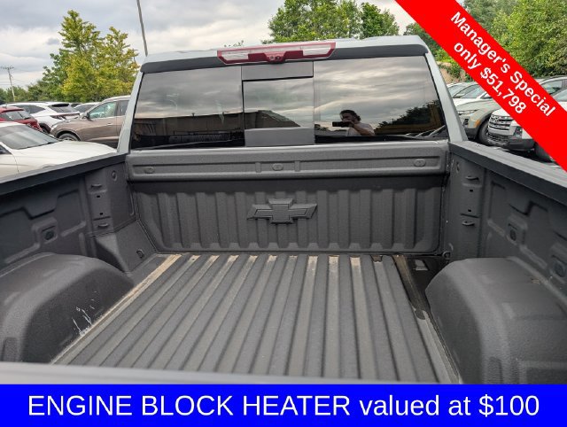 Used 2025 Chevrolet Silverado 1500 High Country w/ Technology Package AWD/4WD image 10