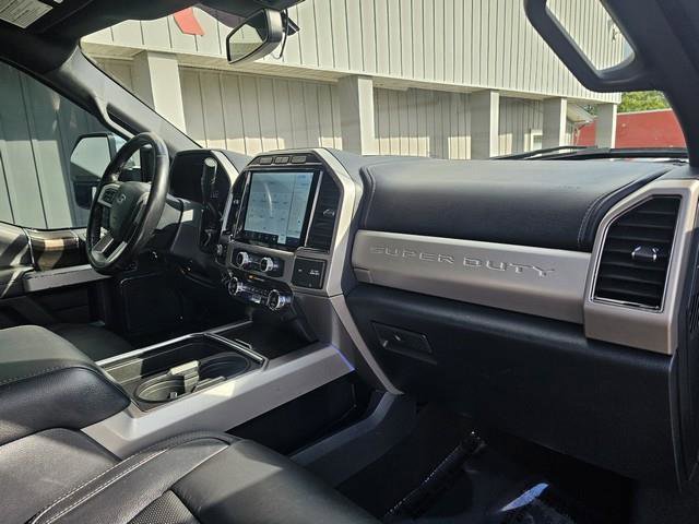 Used 2022 Ford F350 Lariat w/ Lariat Ultimate Package AWD/4WD image 28