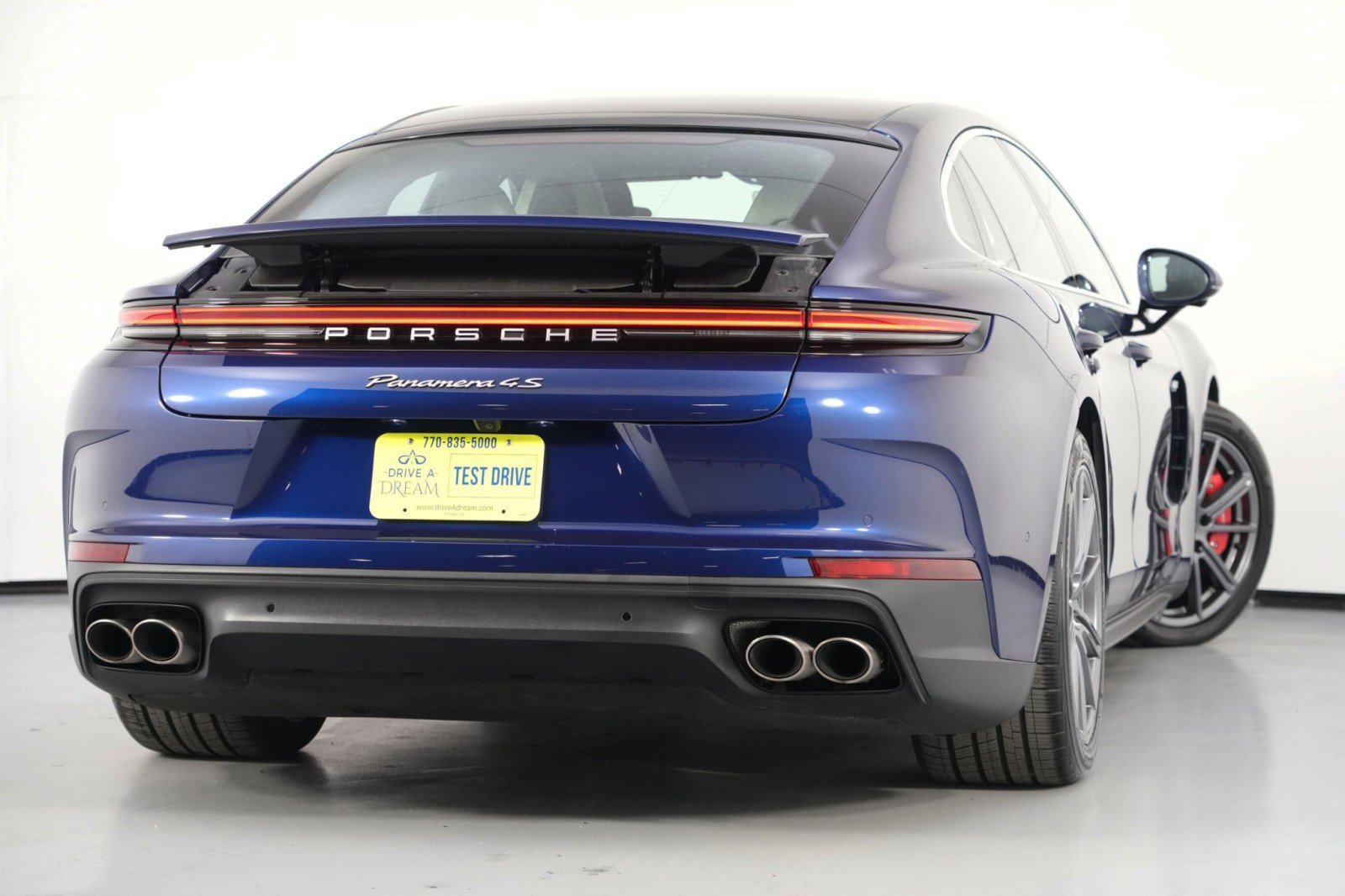 Used 2025 Porsche Panamera 4S w/ Premium Package image 5