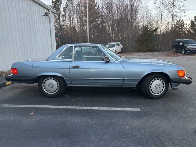 Used 1989 Mercedes-Benz 560 SL image 2
