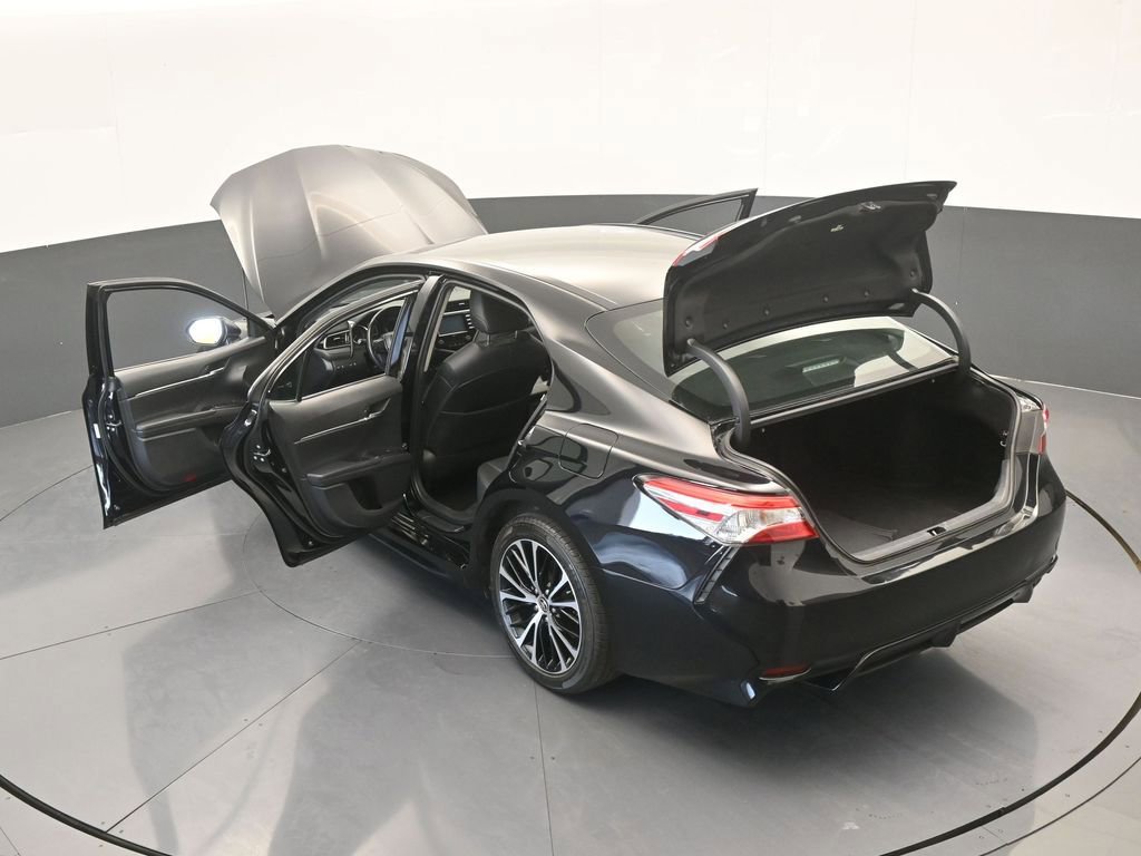 Used 2020 Toyota Camry SE image 60