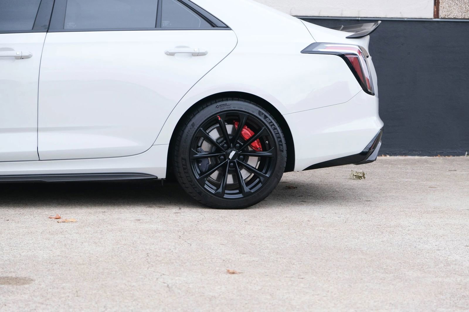 Used 2022 Cadillac CT4 V Blackwing w/ Carbon Fiber 1 Package image 10