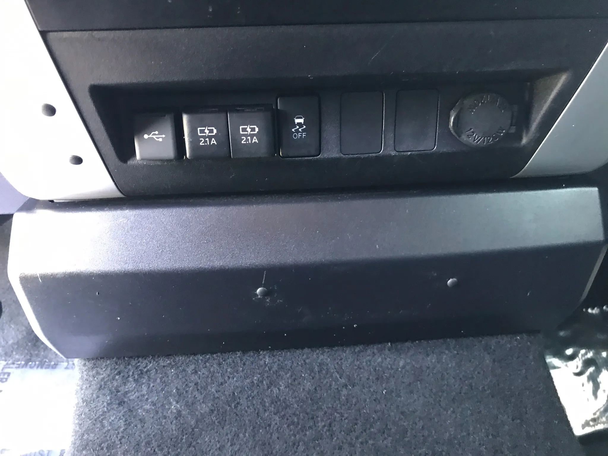 Used 2021 Toyota Tundra SR5 AWD/4WD image 29