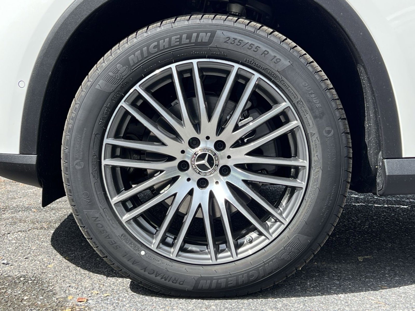New 2026 Mercedes-Benz GLC 300 4MATIC image 17