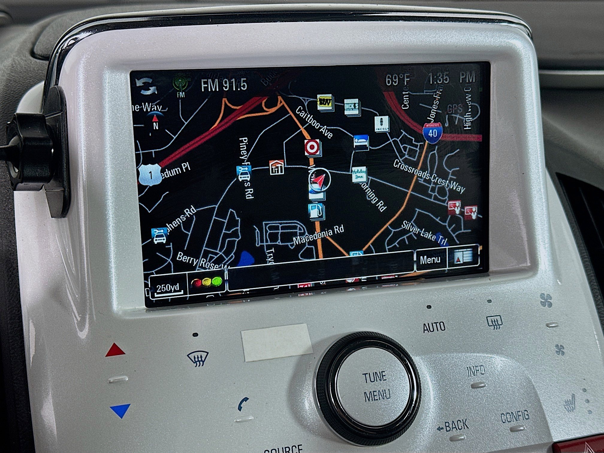 Used 2013 Chevrolet Volt w/ Enhanced Safety Package 2 image 22