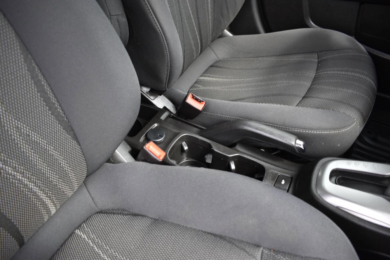 Used 2019 Chevrolet Sonic LT image 25