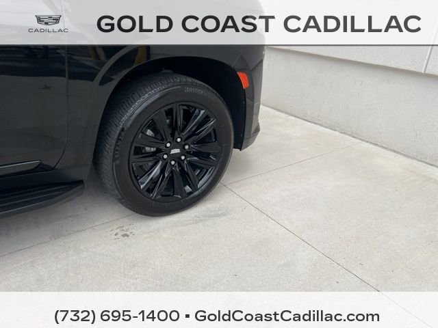 Certified 2022 Cadillac Escalade ESV Sport AWD/4WD image 6