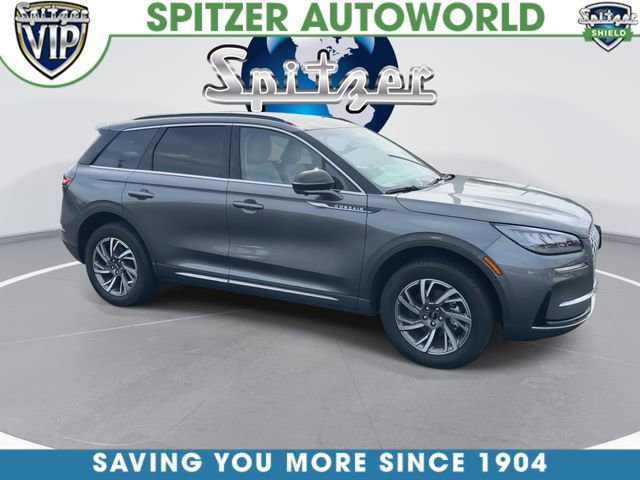 Used 2025 Lincoln Corsair AWD w/ Equipment Group 101A image 2