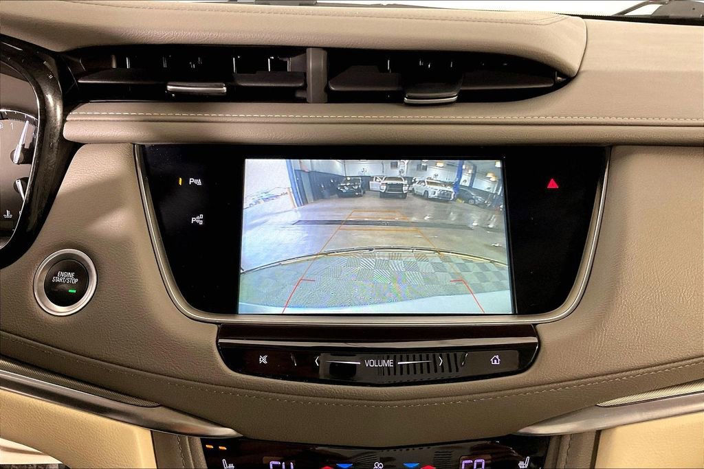 Used 2018 Cadillac XT5 Premium Luxury w/ Driver Assist Package AWD/4WD image 31