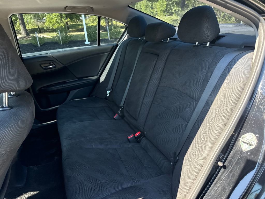Certified 2017 Honda Accord EX image 31