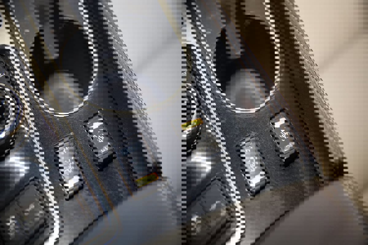 Used 2019 Nissan Maxima 3.5 SV w/ Floor Mat Group image 8