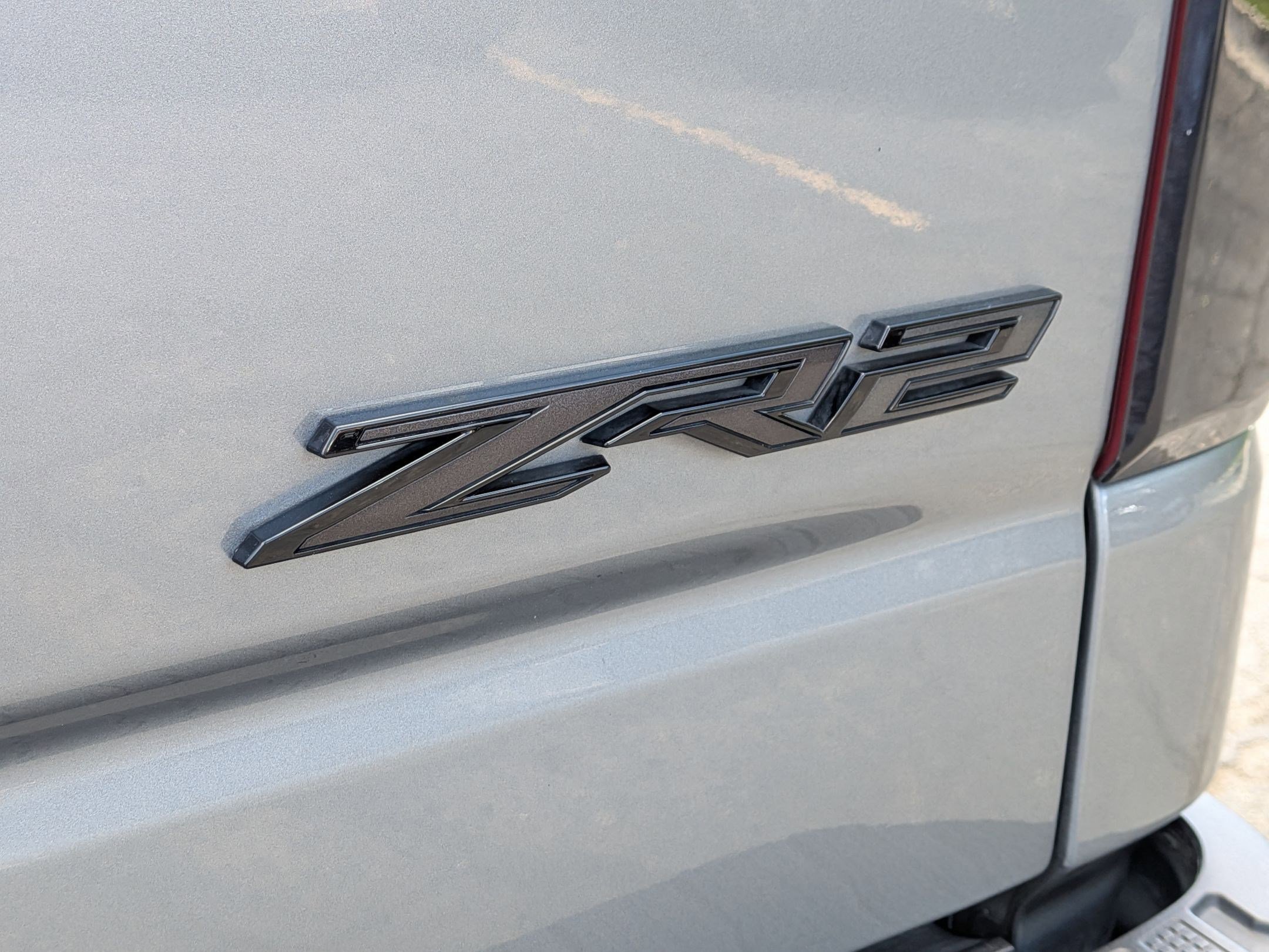 Used 2023 Chevrolet Silverado 1500 ZR2 w/ Technology Package AWD/4WD image 28