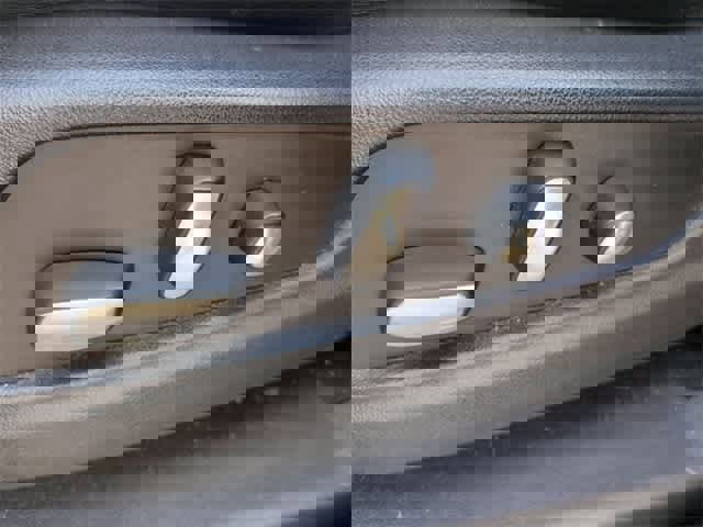 Used 2017 Cadillac XT5 Platinum image 17