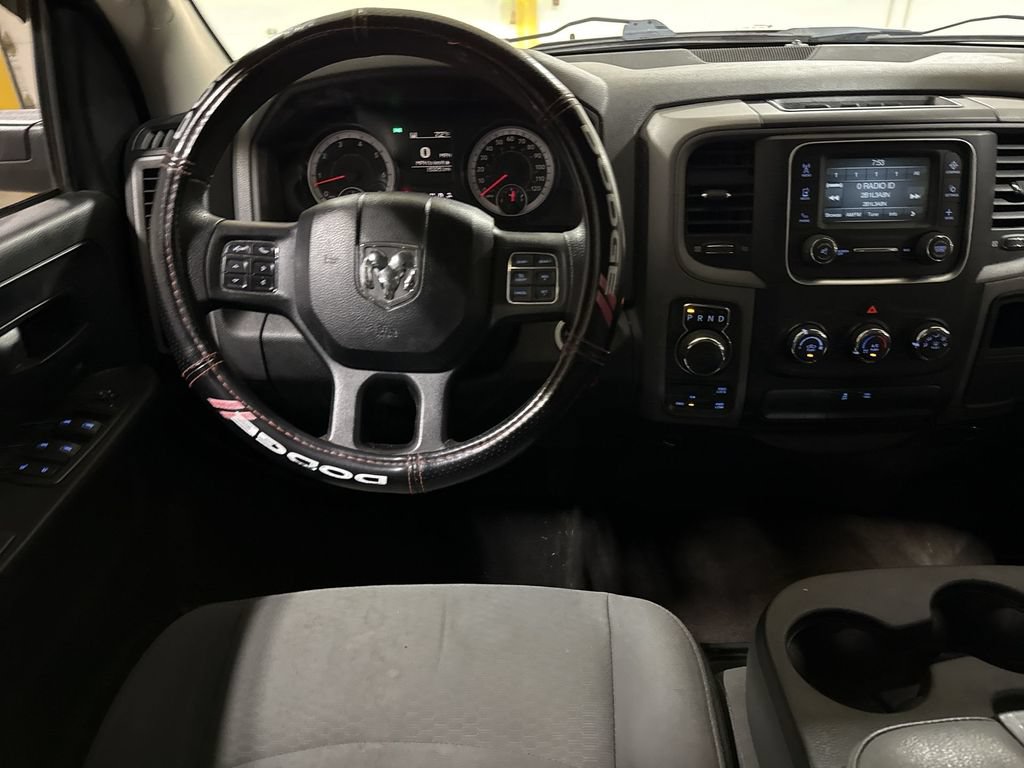 Used 2016 RAM 1500 Express w/ Popular Equipment Group AWD/4WD image 11