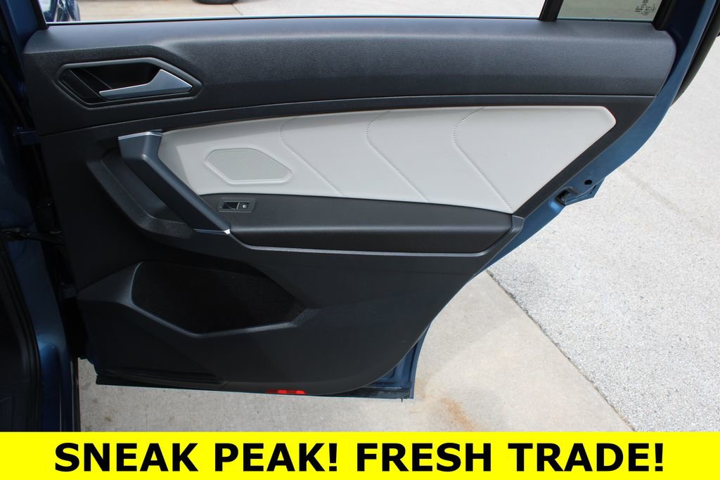 Used 2020 Volkswagen Tiguan SEL Premium R-Line image 25