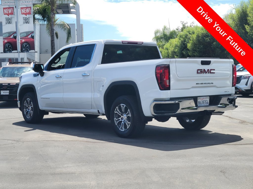 Used 2026 GMC Sierra 1500 SLT RWD image 3