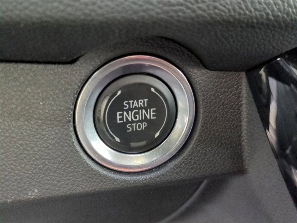 Used 2025 Chevrolet Traverse Z71 w/ Driver Confidence Package image 17