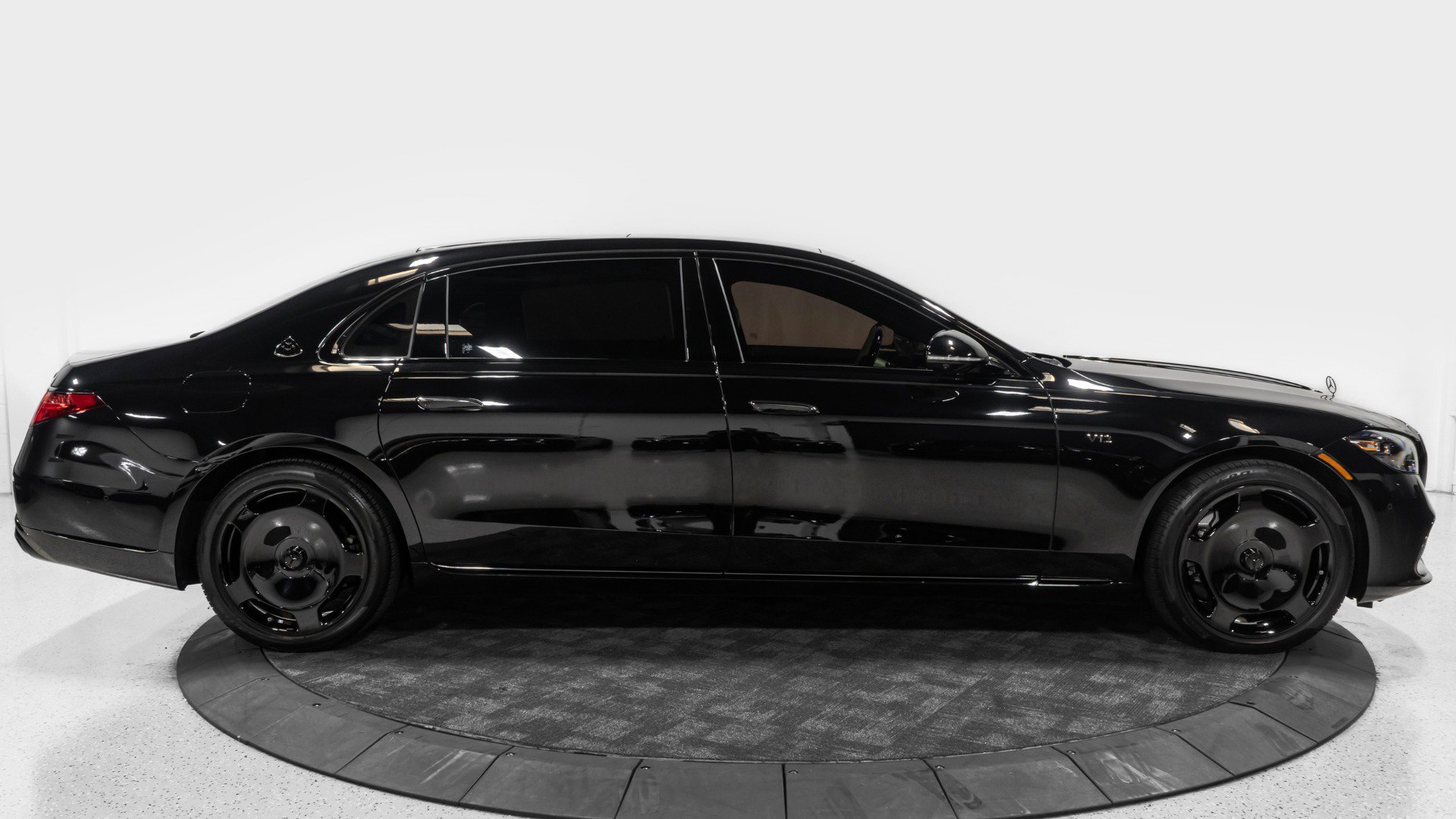 Used 2024 Mercedes-Benz Maybach S 680 4MATIC image 10