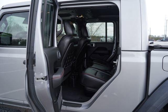 Used 2020 Jeep Gladiator Rubicon image 16