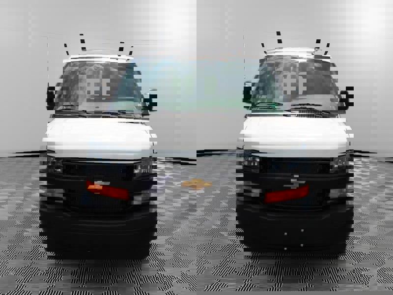 New 2025 Chevrolet Express 2500 w/ Driver Convenience Package video 2