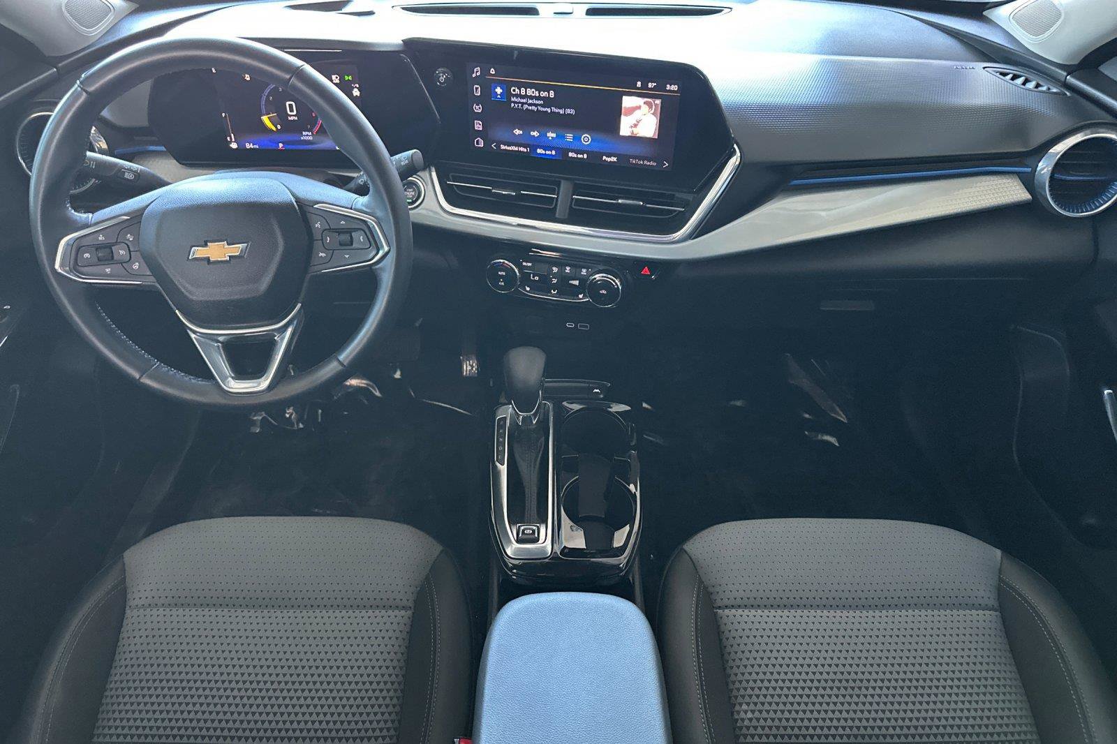 Used 2024 Chevrolet Trax LT w/ Driver Confidence Package FWD image 12