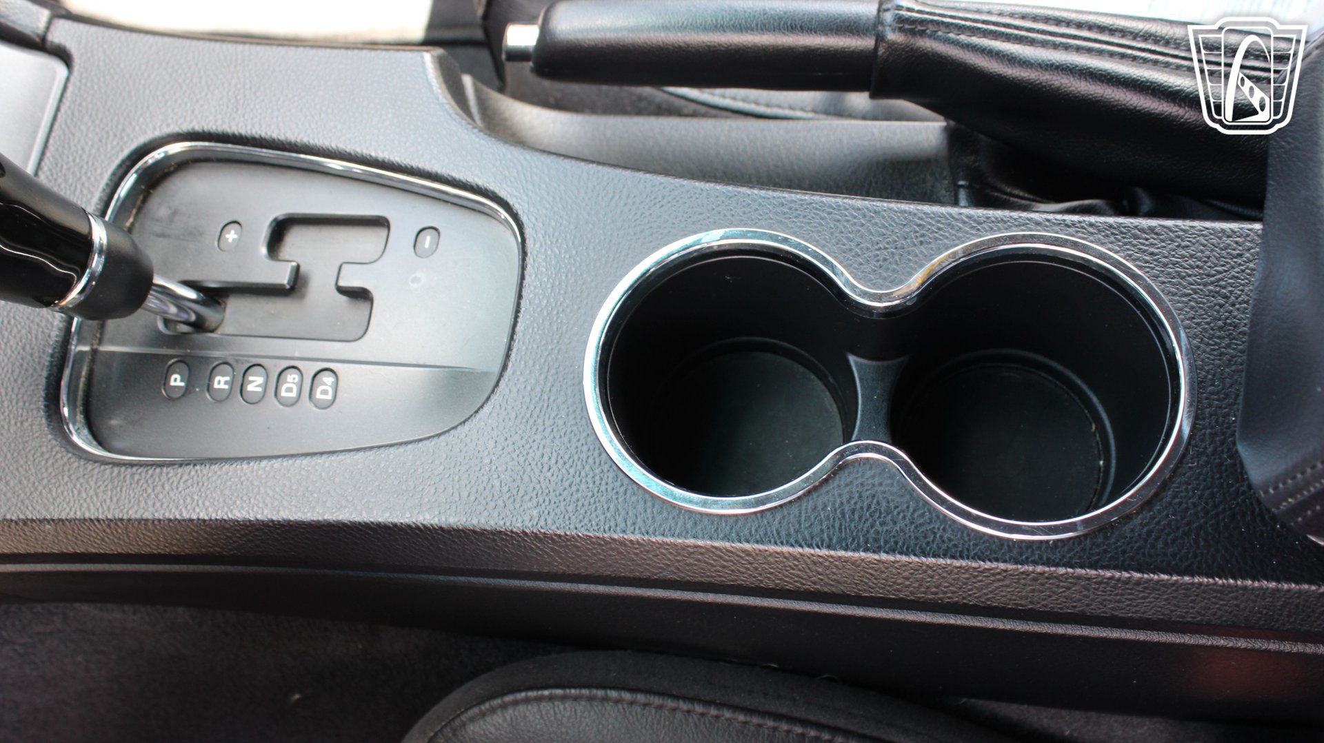 Used 2005 Ford Thunderbird RWD image 14