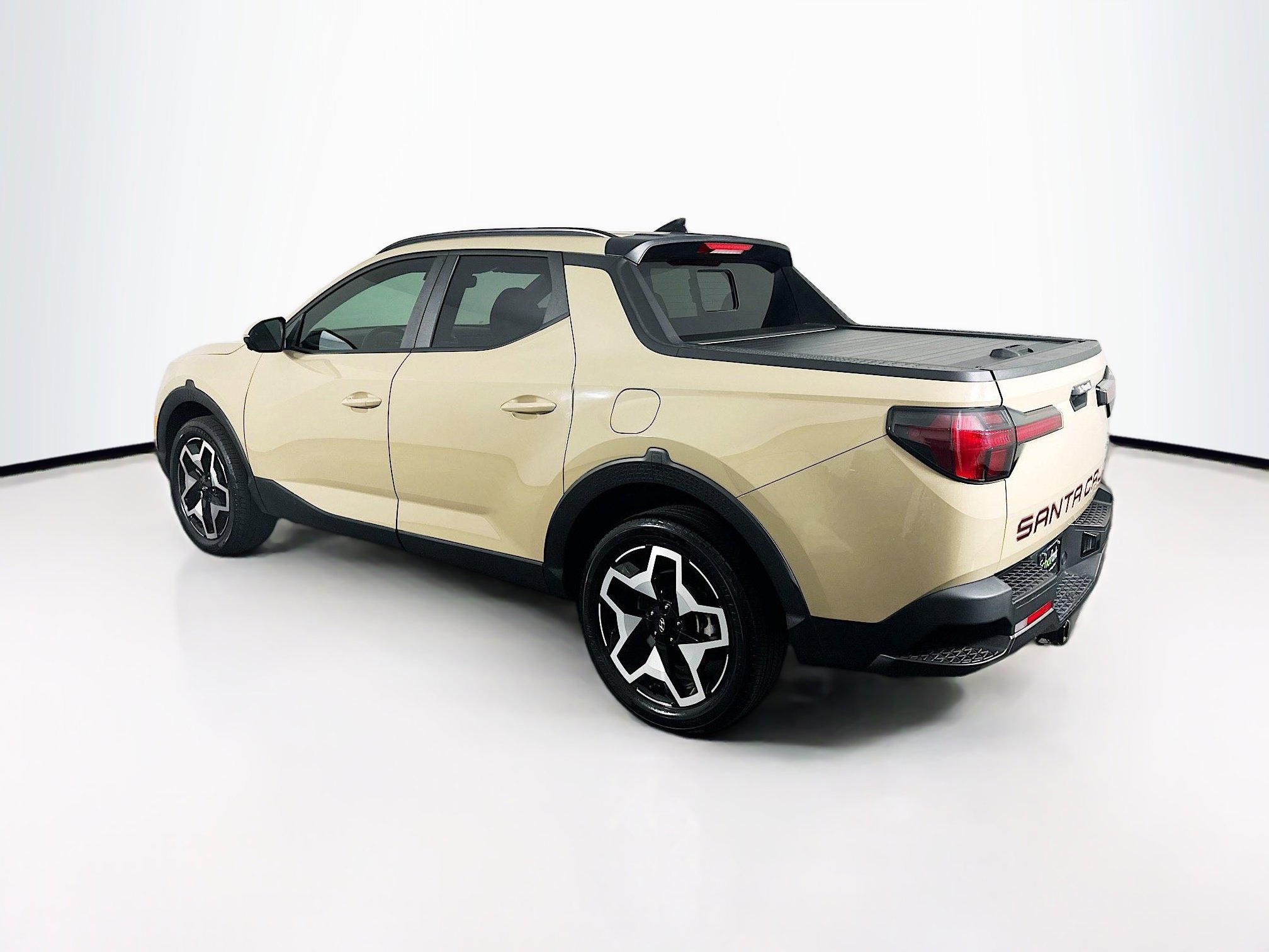 Used 2024 Hyundai Santa Cruz Limited AWD/4WD image 5