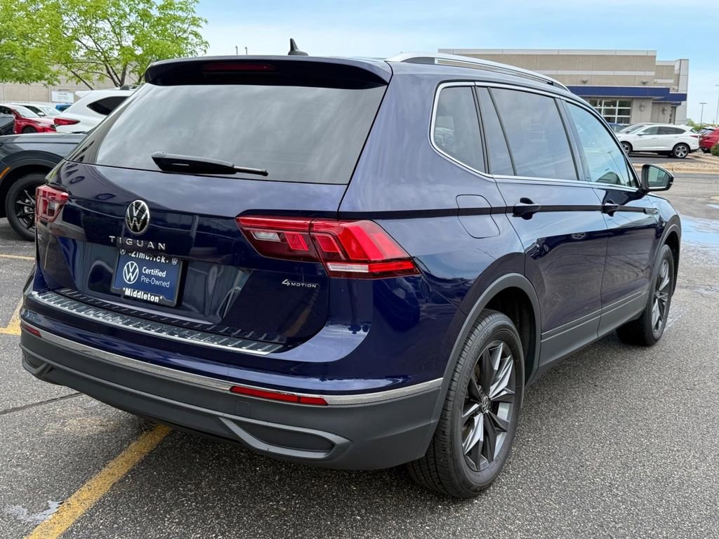 Certified 2023 Volkswagen Tiguan SE AWD/4WD image 3