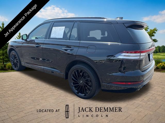 Certified 2025 Lincoln Aviator Reserve w/ Jet Appearance Package AWD/4WD image 4