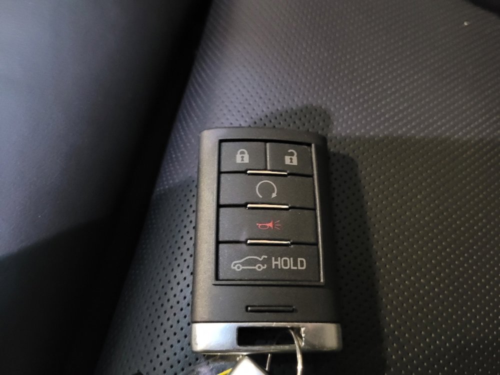 Used 2013 Cadillac XTS Premium image 32