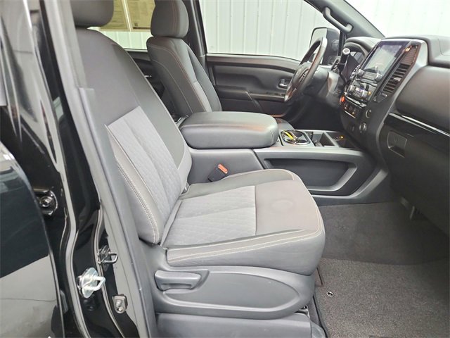 Used 2023 Nissan Titan SV w/ SV Convenience Package image 34