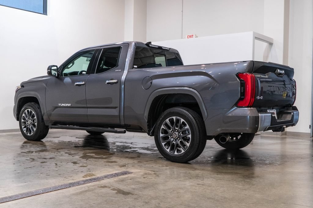 Certified 2022 Toyota Tundra Limited w/ Power Package AWD/4WD image 7