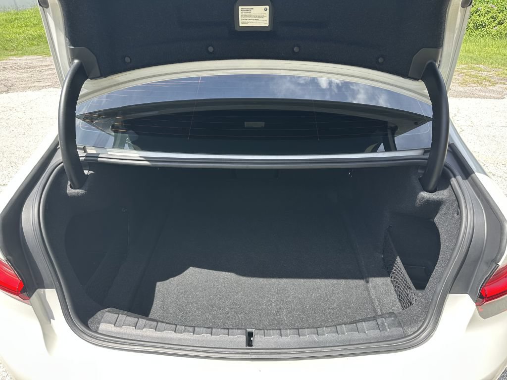 Used 2020 BMW 330i Sedan RWD image 14