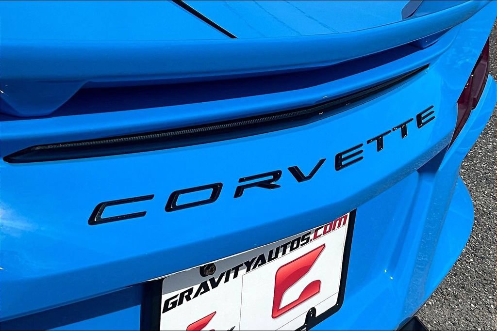 Used 2022 Chevrolet Corvette Stingray Preferred Cpe w/ Z51 Performance Package RWD image 24