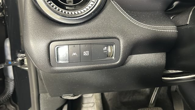 Used 2025 Chevrolet Blazer EV LT AWD/4WD image 19